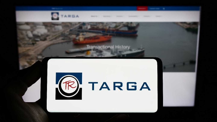 Targa Resources покупает Stakeholder Midstream за $1,25 млрд для расширения в Пермском бассейне