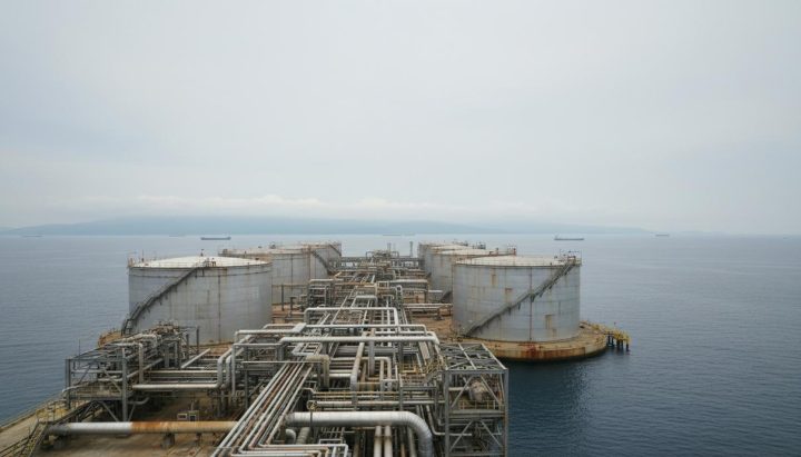 Нефтяные цены выросли на фоне угроз безопасности в Ормузском проливе